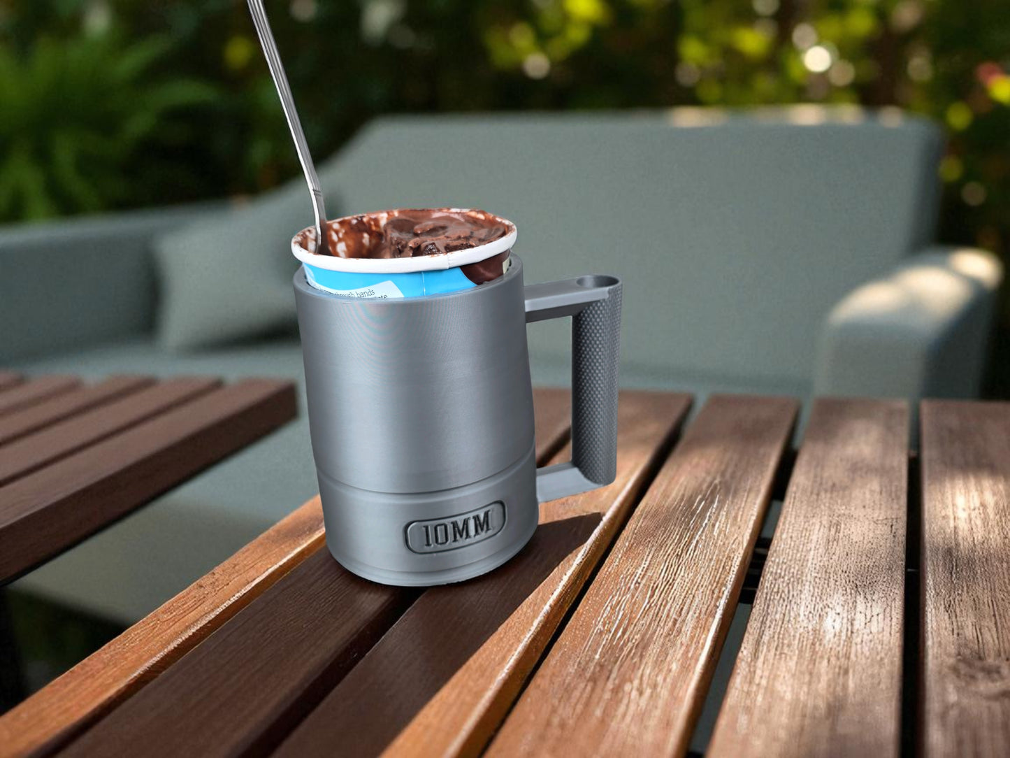 10mm Socket-Inspired Ice Cream Pint Holder ā 3D Printed with Grip Handle