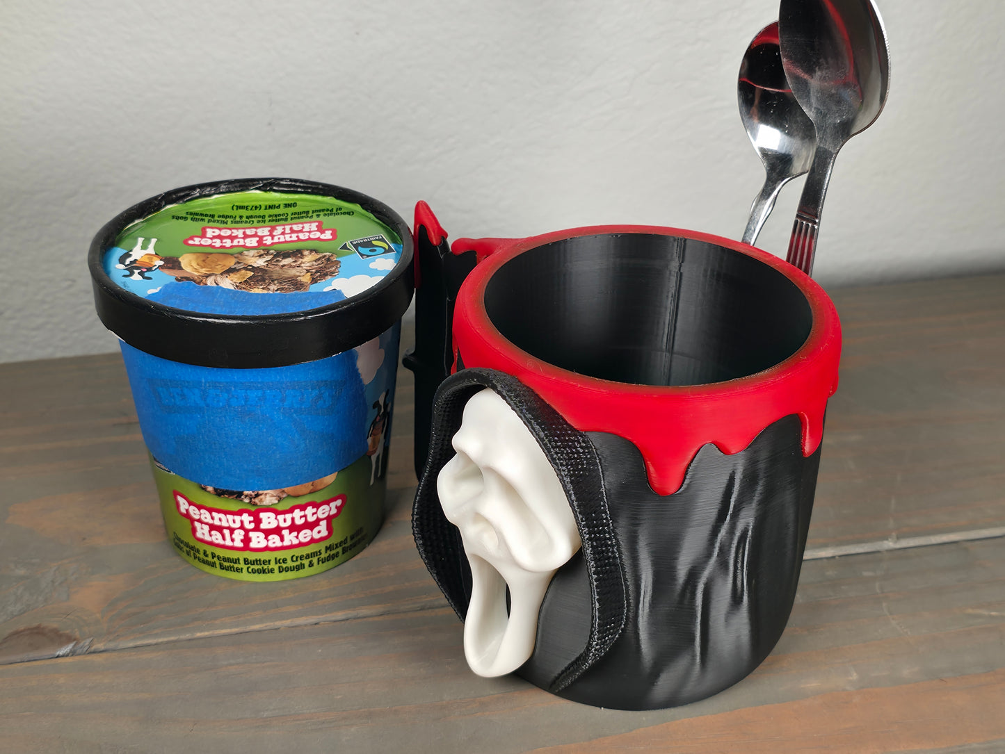 Horror Ghostface Ice Cream Pint Holder β Knife Handle & Spoon Slots