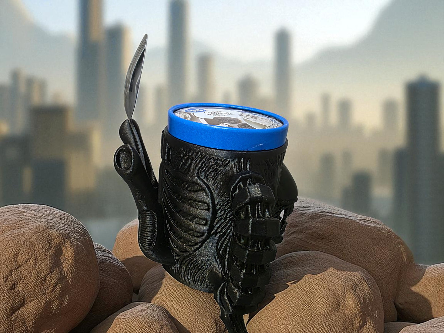 Alien Horror 3D-Printed Ice Cream Pint Holder with Spoon Slots Sci-Fi Fan Gift Unique