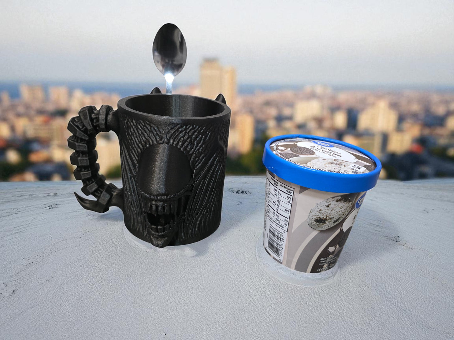 Alien Horror 3D-Printed Ice Cream Pint Holder with Spoon Slots Sci-Fi Fan Gift Unique