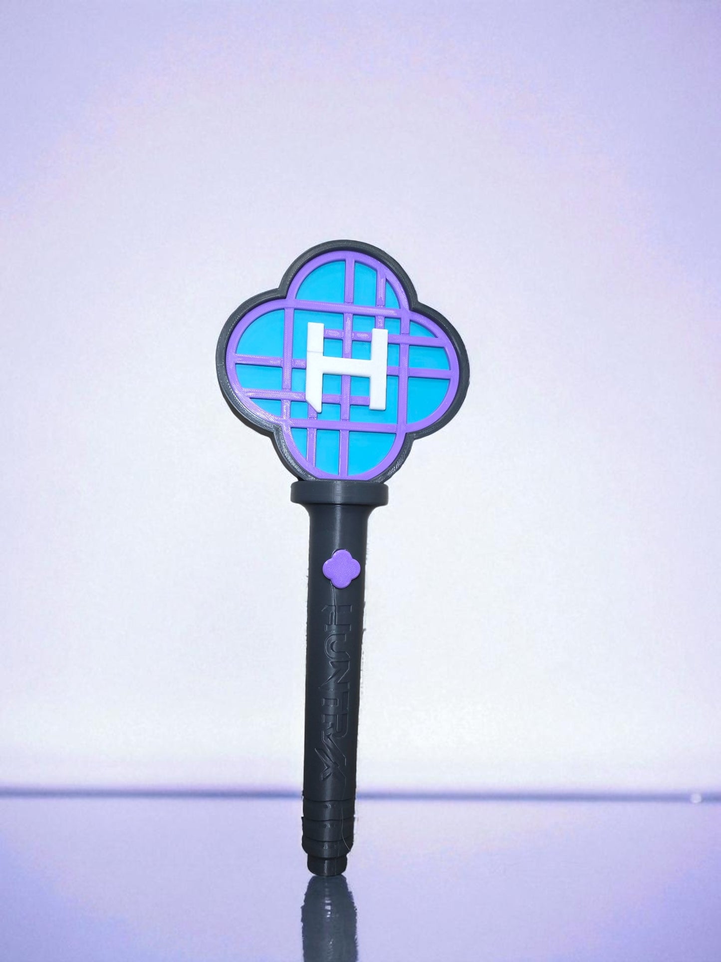 K-Pop Demon Hunter Light Stick | 3D Printed Fantasy Display Prop | Purple & Blue Collectible | Cosplay or Fan Decor