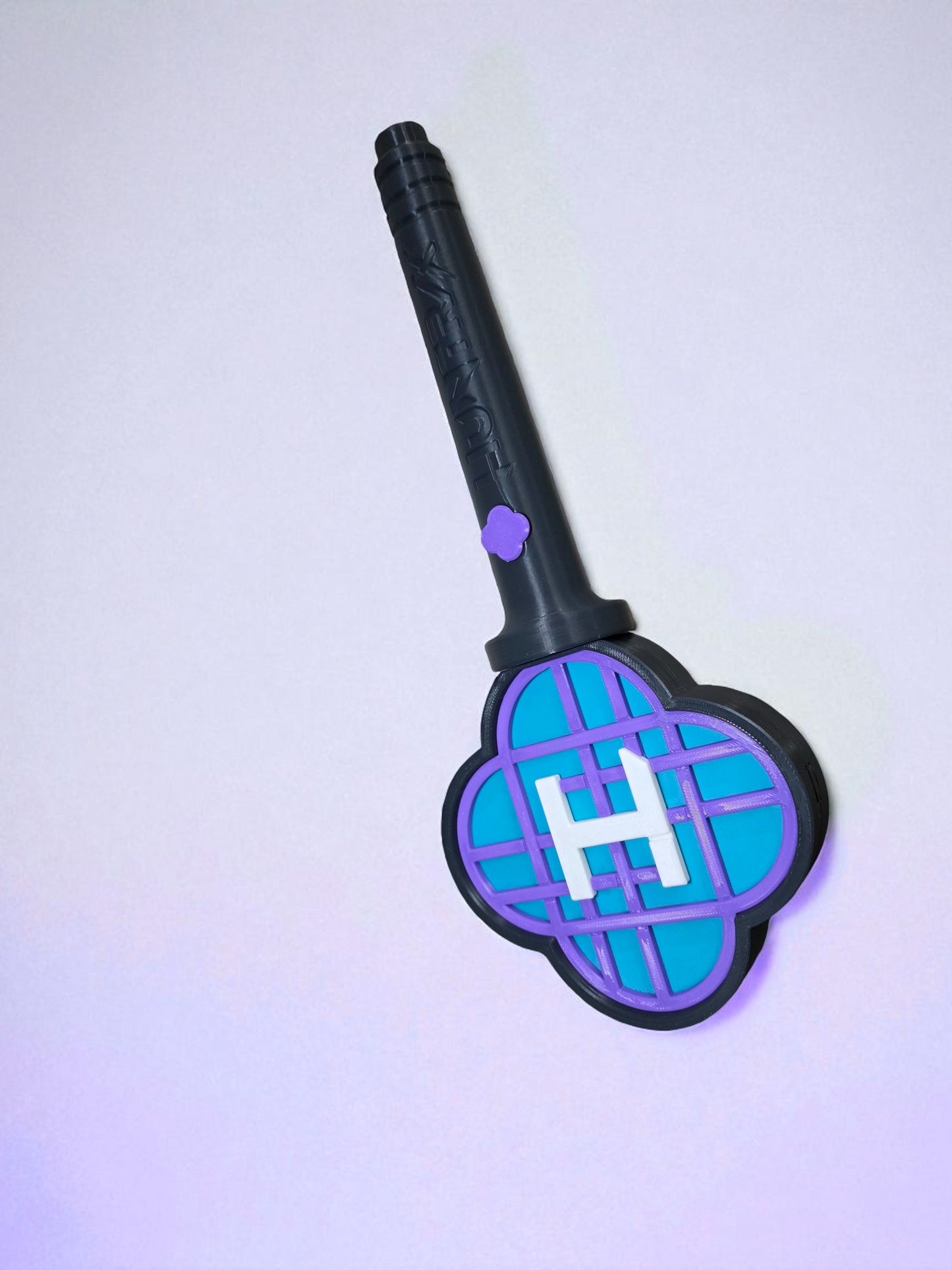 K-Pop Demon Hunter Light Stick | 3D Printed Fantasy Display Prop | Purple & Blue Collectible | Cosplay or Fan Decor