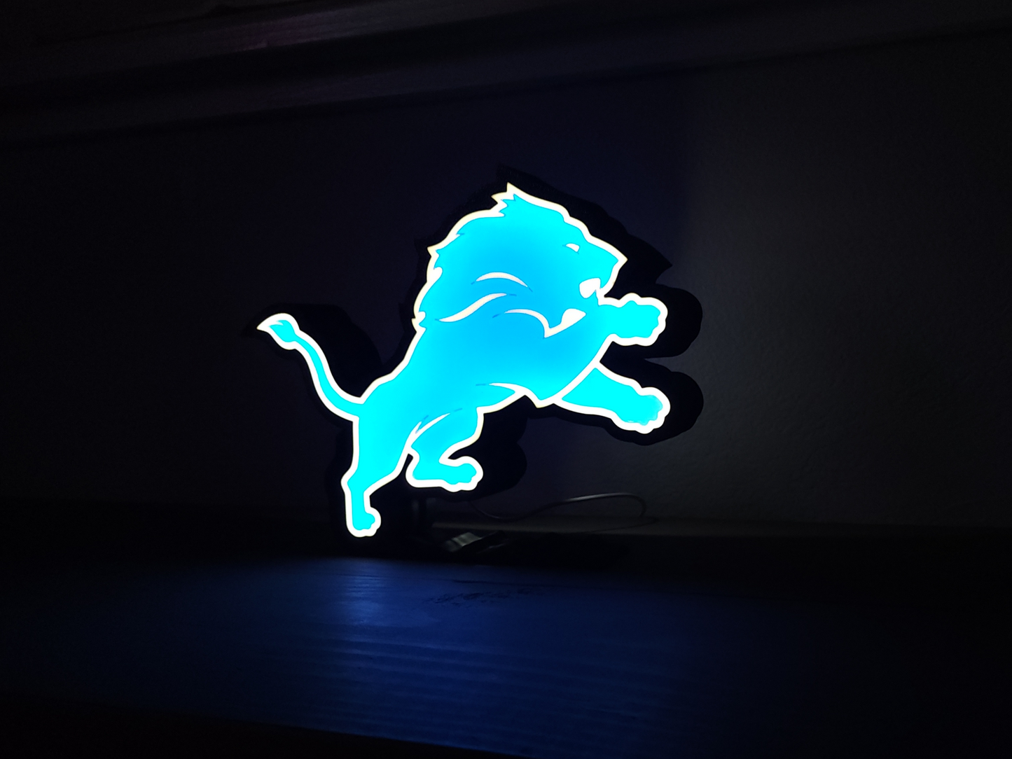 Handcrafted Detroit Lions LED Lightbox - Show Your Team Spirit!