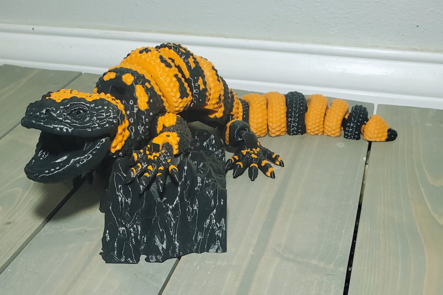 3D-Printed Articulated Gila Monster β Flexible Body & Movable Mouth