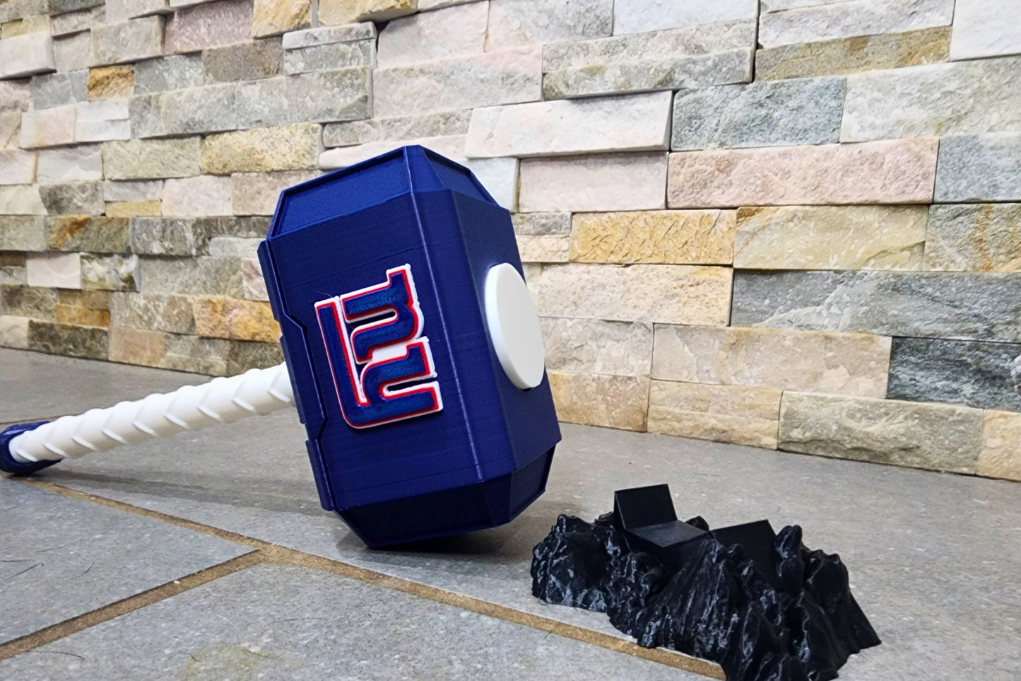 New York Giants 3D Printed Thor Hammer | Medium & Large | With or Without Stand