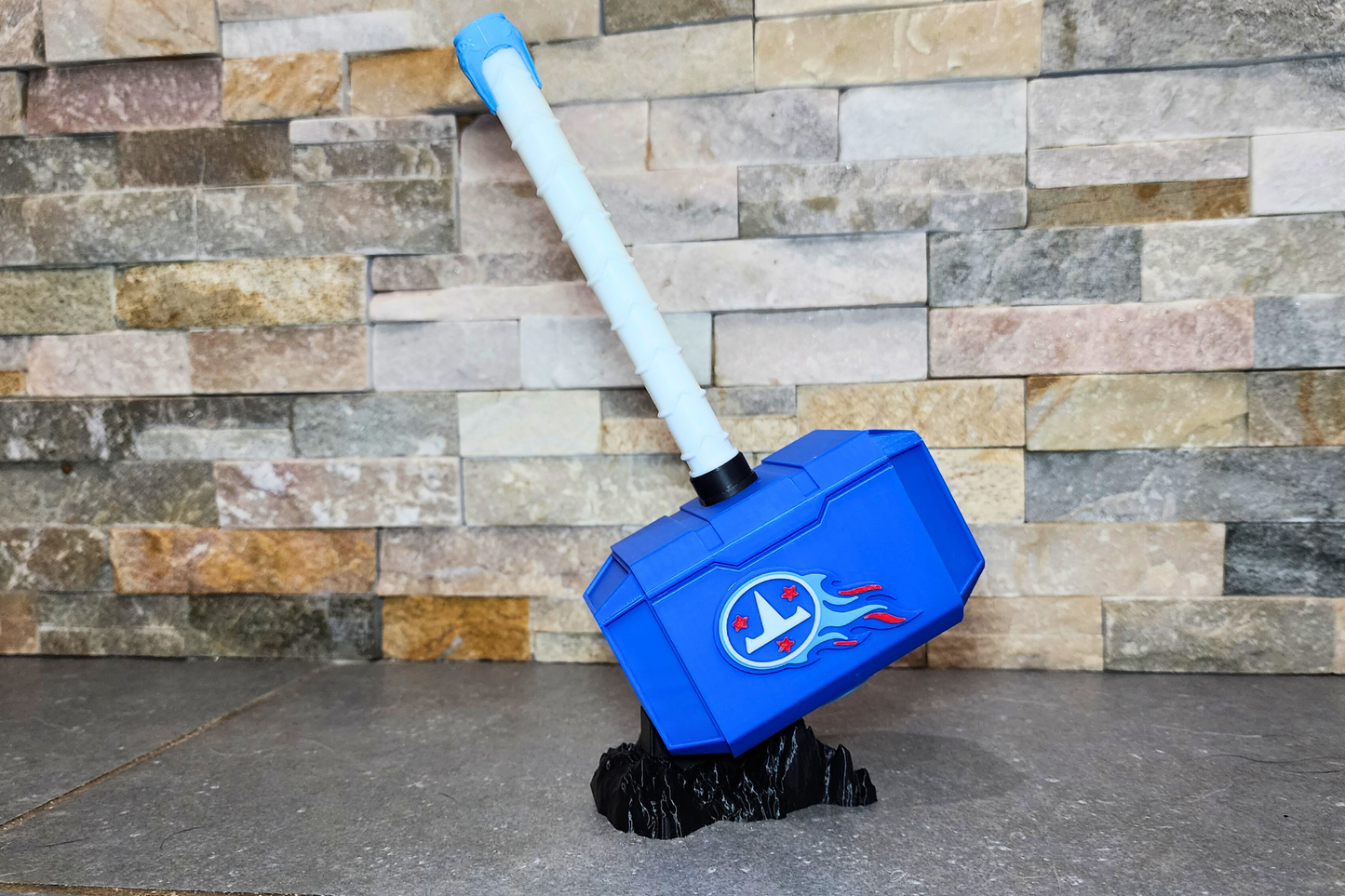 Tennessee Titans 3D-Printed Thor-Style Hammer – 14” or 10” | With or Without Display Stand