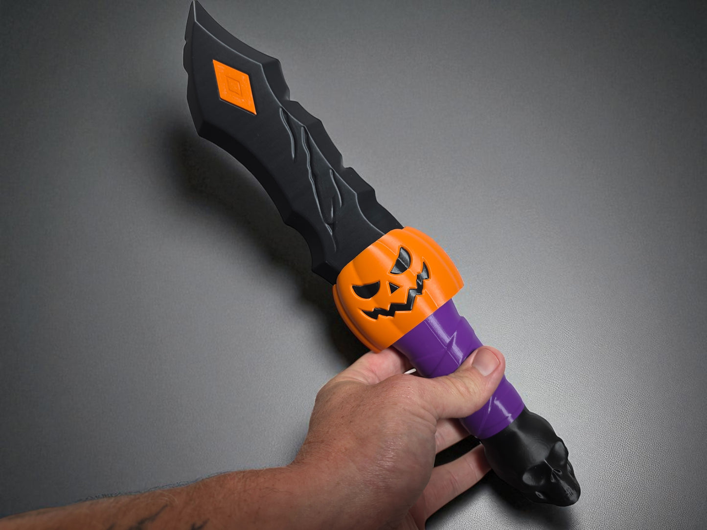 3D-Printed Halloween Pumpkin Dagger Prop | Cosplay & Collectible Display