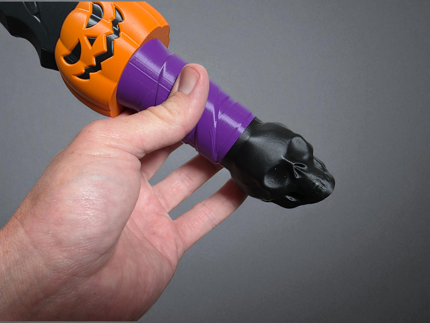 3D-Printed Halloween Pumpkin Dagger Prop | Cosplay & Collectible Display