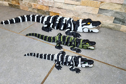 3D-Printed Articulated Alligator with Glass Eyes – Realistic & Poseable